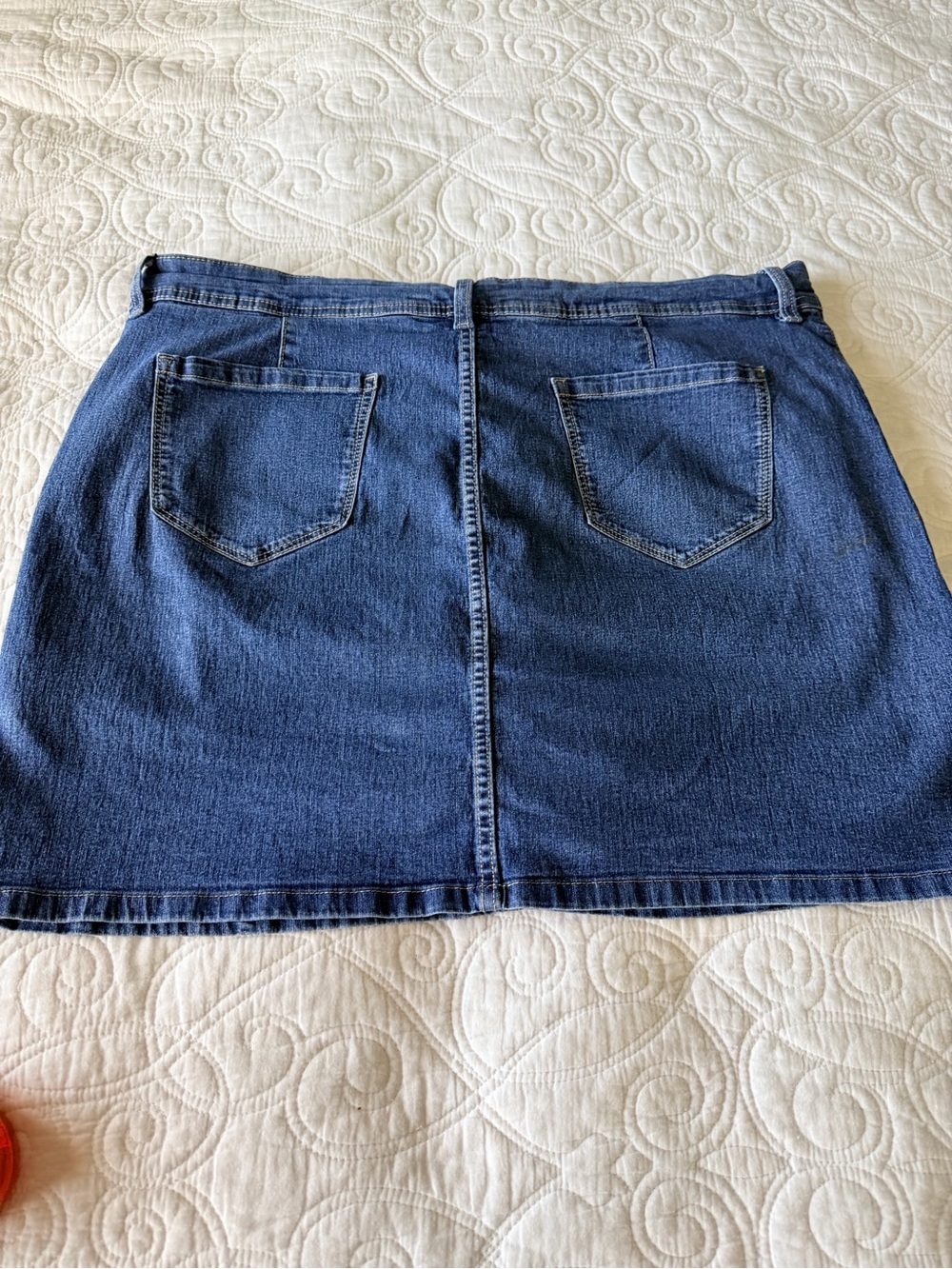St. John’s Bay Denim Skort Women’s Size 18 Blue Jean Skirt Shorts Stretch Casual - Picture 2 of 7